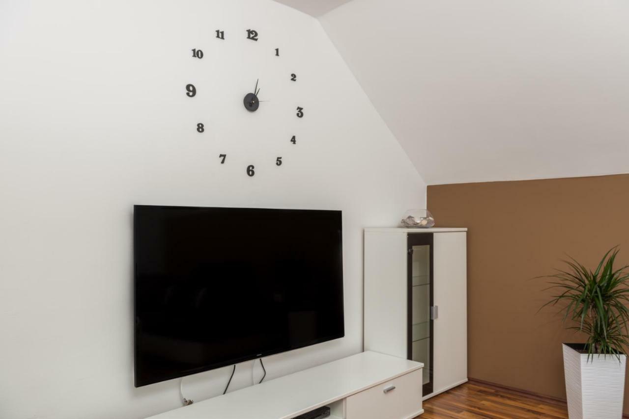 Boomerang Apartment Bled Ngoại thất bức ảnh